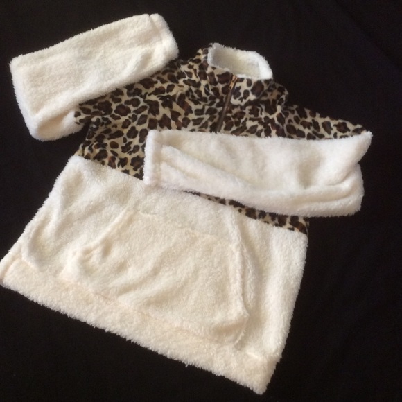 NWOT Soft Leopard Youth 1/2 Zip, Sz L(18-20) - Picture 6 of 8